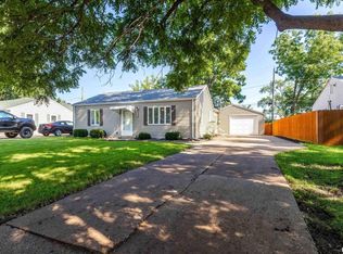 3006 W 71st St, Davenport, IA
