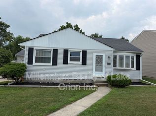 34019 Garfield Rd, Fraser, MI 48026