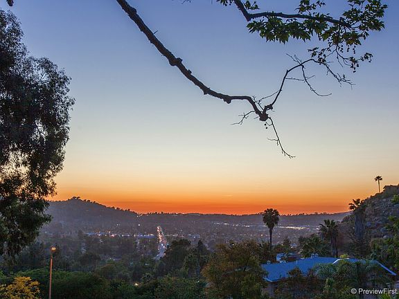 2nd image of 933 Vista Del Monte Way