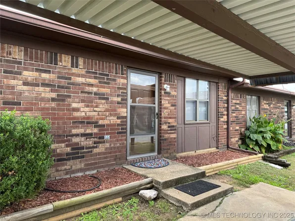 1626 N Cedar Loop, Ardmore, OK 73401