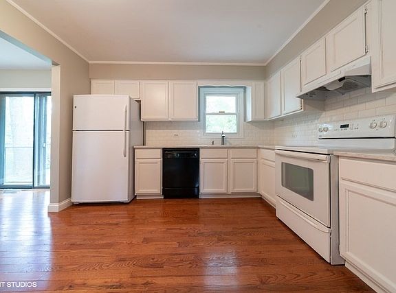 5th image of 1725 Patricia Ave