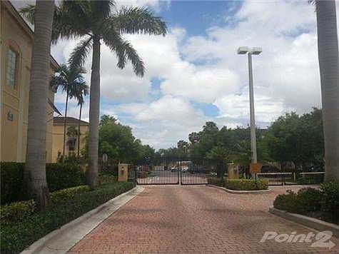 2nd image of 120 Jacaranda Dr APT 202