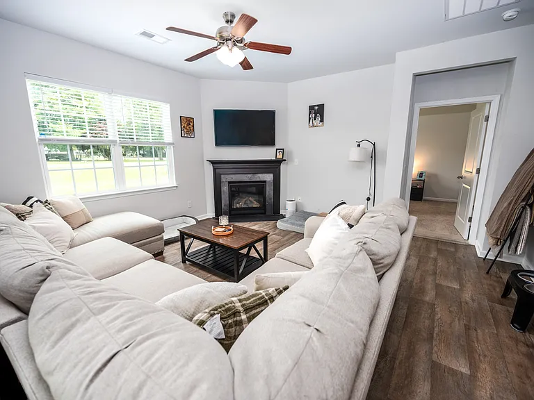 417 Ginger Dr #1 — Photo 11