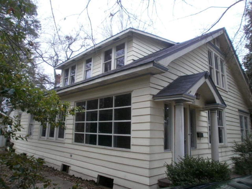 2nd image of 100 Hudson Ln