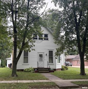 405 S Orchard St, Mackinaw, IL, 61755