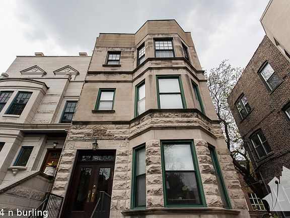 3rd image of 2544 N Burling St #1412