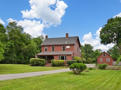 44 Moulton St, South Hamilton, MA, 01982
