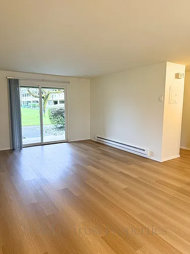 301 Lee St Photo 1