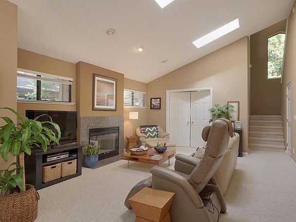 4th image of 4135 Naturewood Ct
