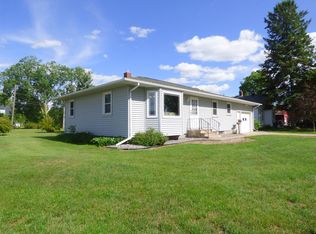 201 5th St SW, Little Falls, MN 56345