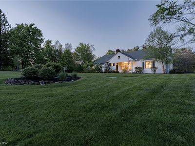 35 Murwood Dr, Moreland Hills, OH, 44022