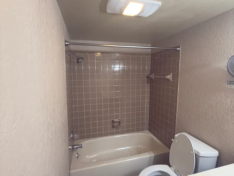 1010 Bluestem Rd — Photo 21