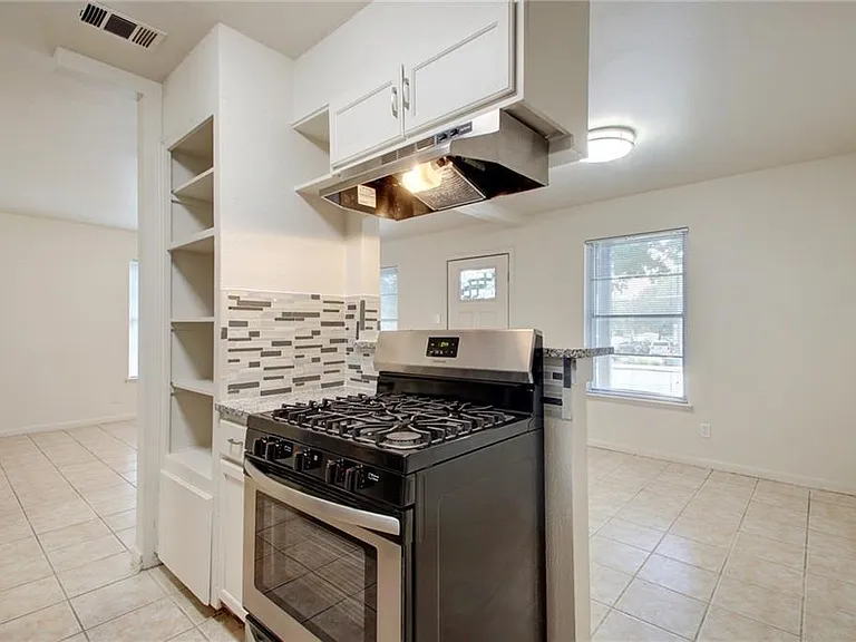 7909 Lazy Ln #A — Photo 6