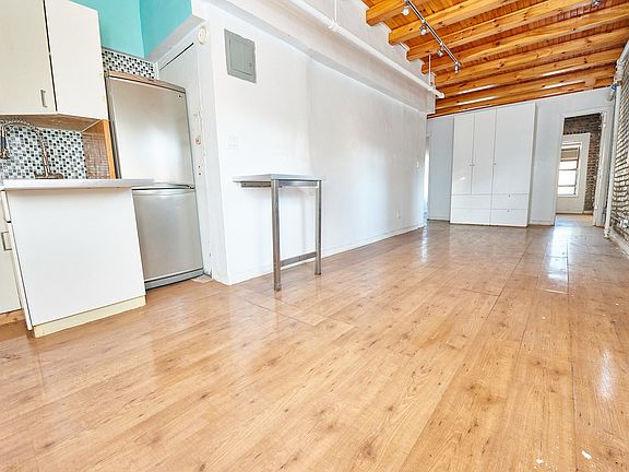 2nd image of 222 Lafayette St #10A