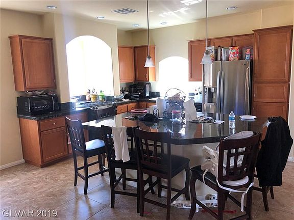 3rd image of 5947 Sonoma Station Ave