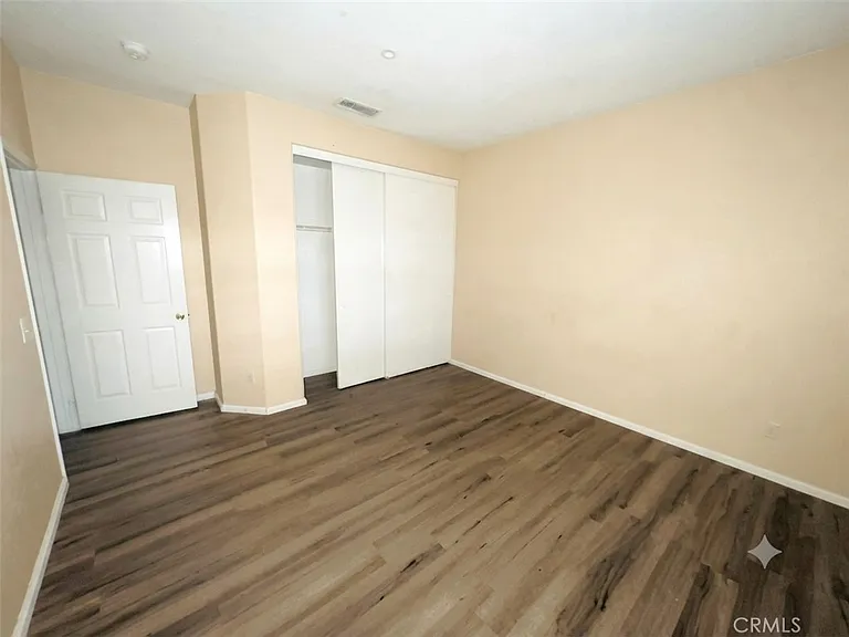 4890 Trailhill Ct — Photo 14