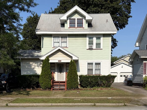 2119 Dewey Ave