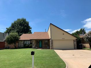 609 S Willowood Dr, Yukon, OK 73099