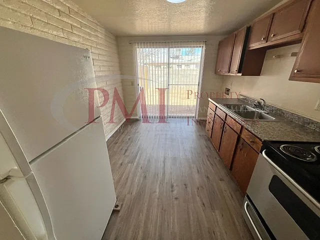 3321 Conlee Lane — Photo 5