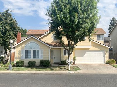 2420 N Michael Street, Visalia, CA, 93292