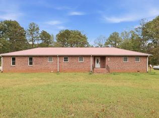 144 Hesley Dr, New Concord, KY 42076