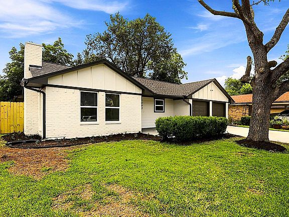 2nd image of 4002 Montego Dr