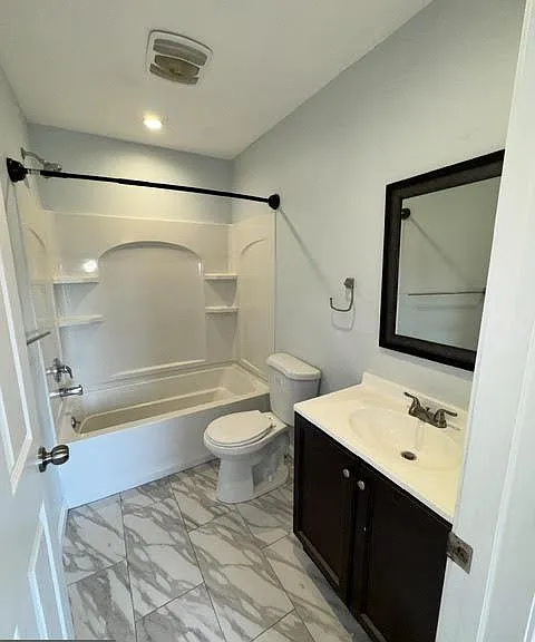 327 S Adams St — Photo 40