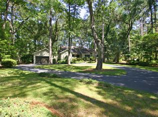 4 Quincy Ln, Hilton Head Island, SC 29928