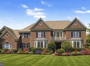 104 Meadowview Dr, New Hope, PA 18938