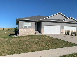 1422 Watson Way, Parkersburg, IA 50665