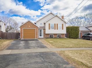 679 Mackechnie Cres, Cobourg, ON K9A 4Y1