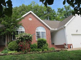 141 Rose Dr, Dover, TN 37058