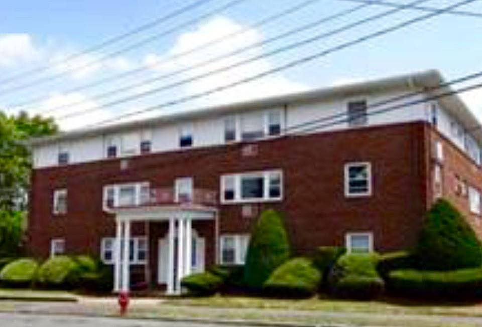 100 Magnolia Ave Lynn MA Zillow