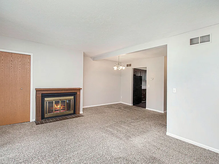 Westwind Townhomes — Photo 19