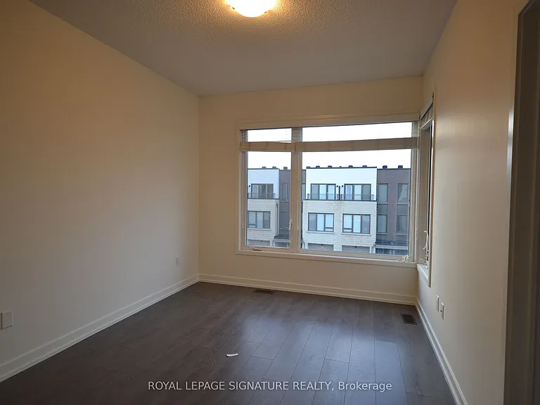 202 Huguenot Rd — Photo 10