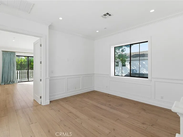 1405 Oak Ave — Photo 46