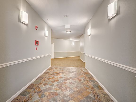 4th image of 15000 Juanita Dr NE Unit 306