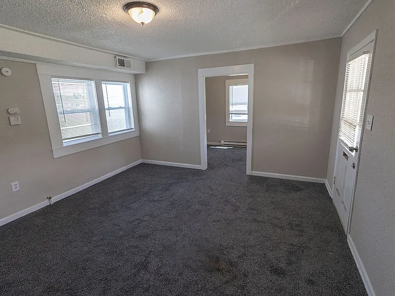 7460 N Wade School Rd #B — Photo 2