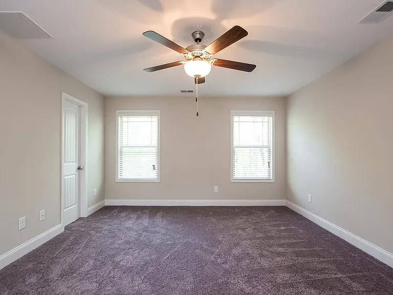 593 Joneus Dr — Photo 9