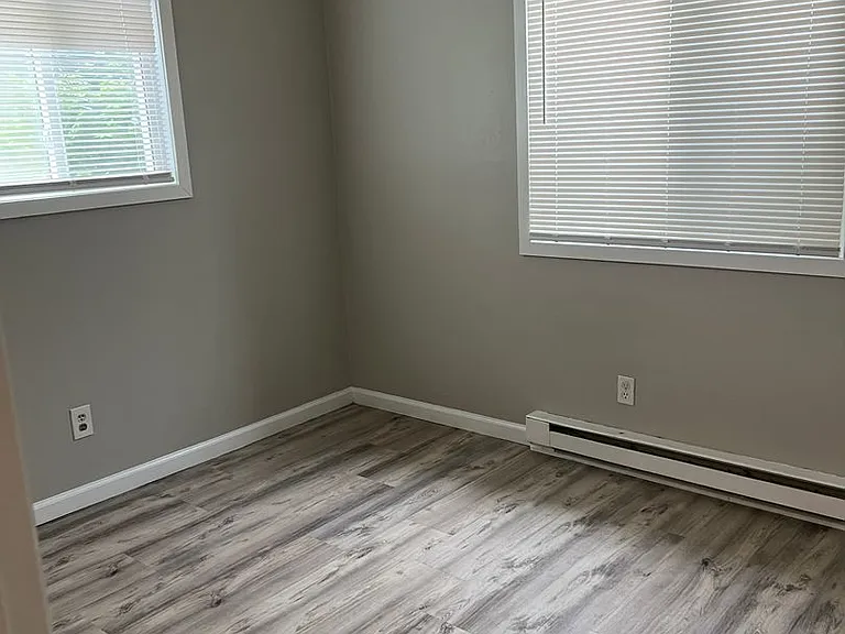 6028 Laurel Hall Dr — Photo 29