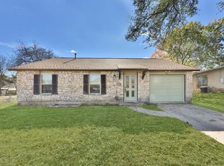 308 Mountain Shadows St, Live Oak, TX 78233