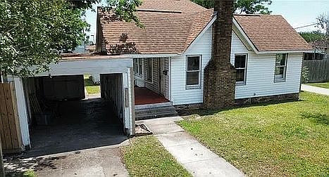 4th image of 103 W Depot St