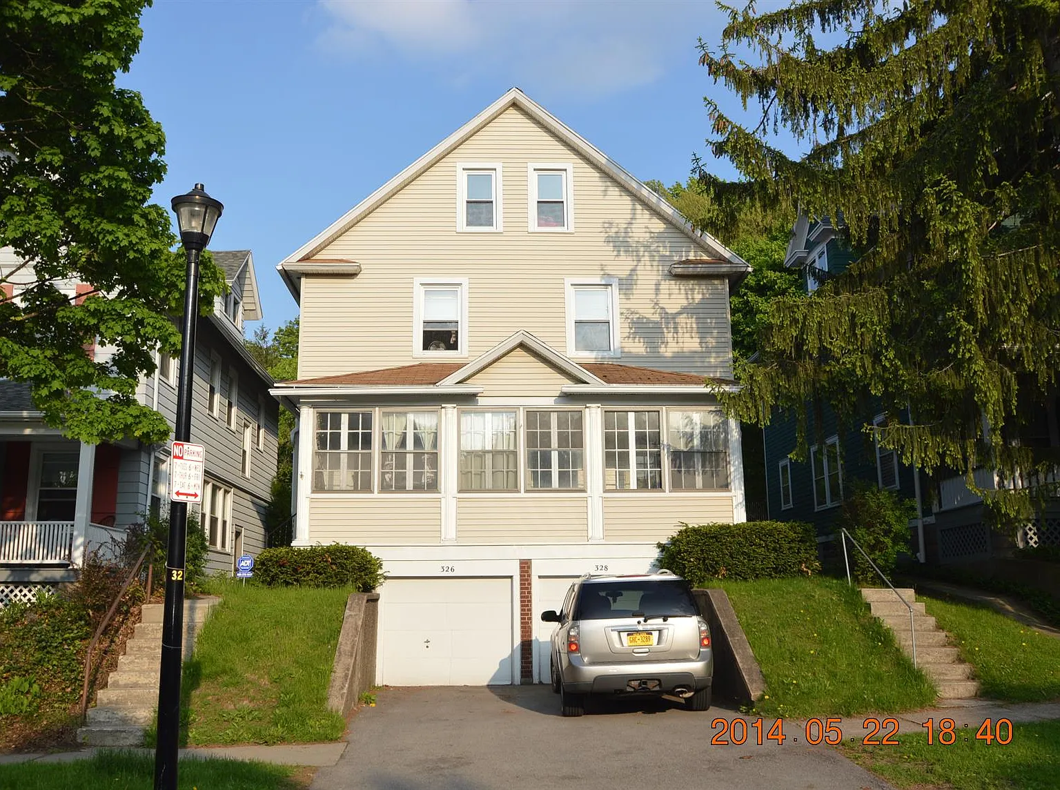 326 Field St — Photo 1