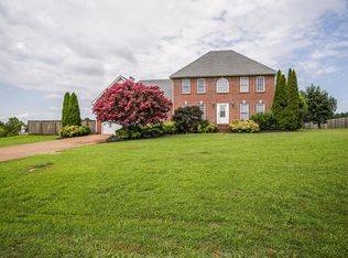 2057 Hickory Dr, Springfield, TN 37172