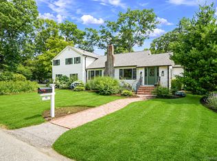 52 Albermarle Ave, Huntington Station, NY 11746