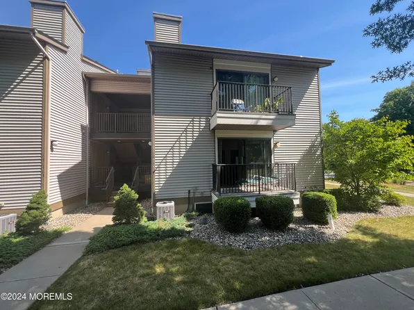 16 Sam Bonnell Drive #116, Clinton, NJ 08809