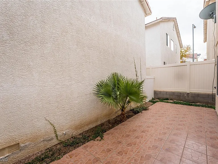 7277 Bindweed Rd — Photo 26