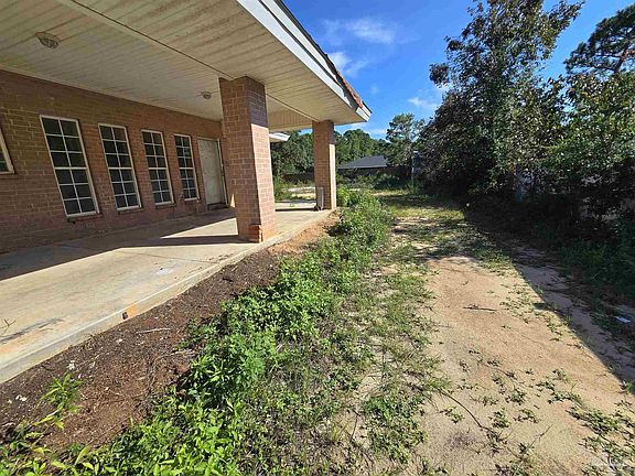 5th image of 8261 Pamplona St