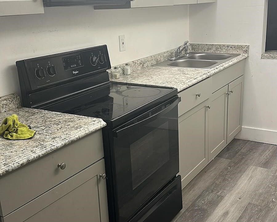 1st image of 535 NW 210th St APT 104