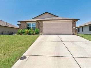 498 Goddard, Kyle, TX 78640
